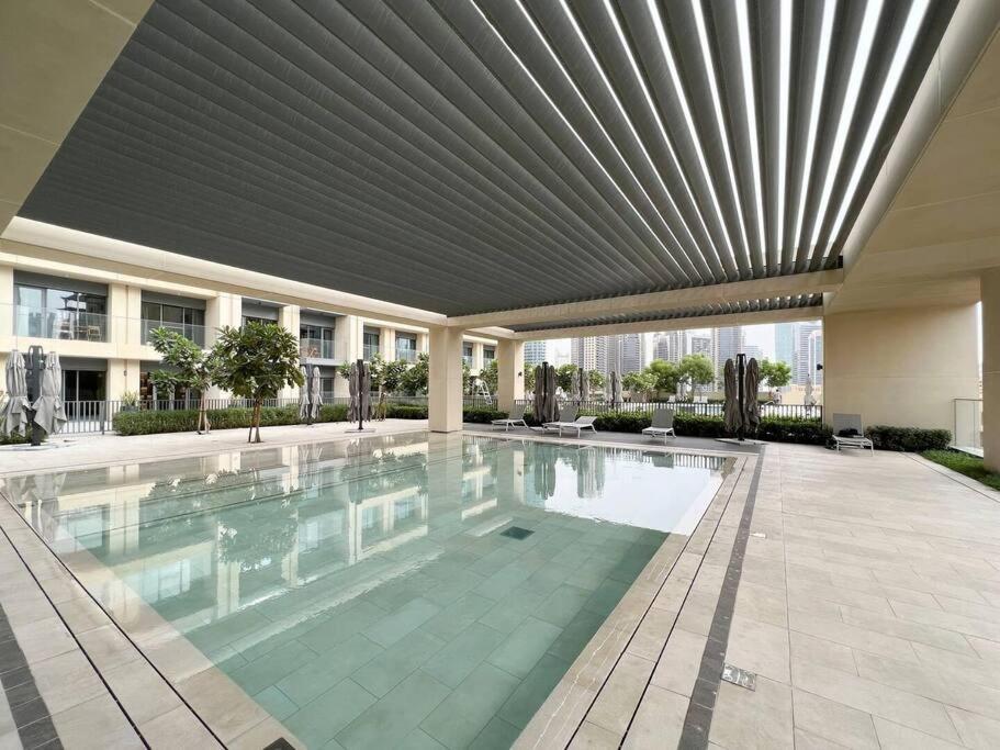 Burj Roayle-magical Burj & Fountain Sky Views 3+ 1 Bedroom Appartement
